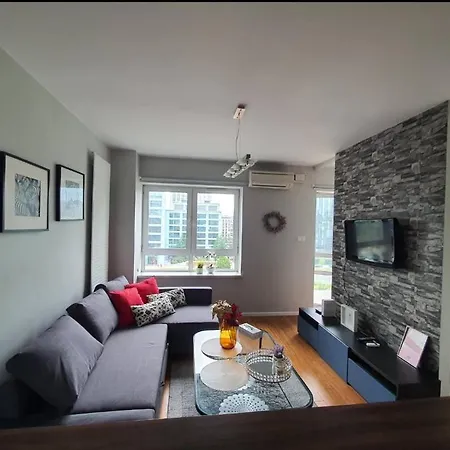 Platinum Towersapartments Parking *